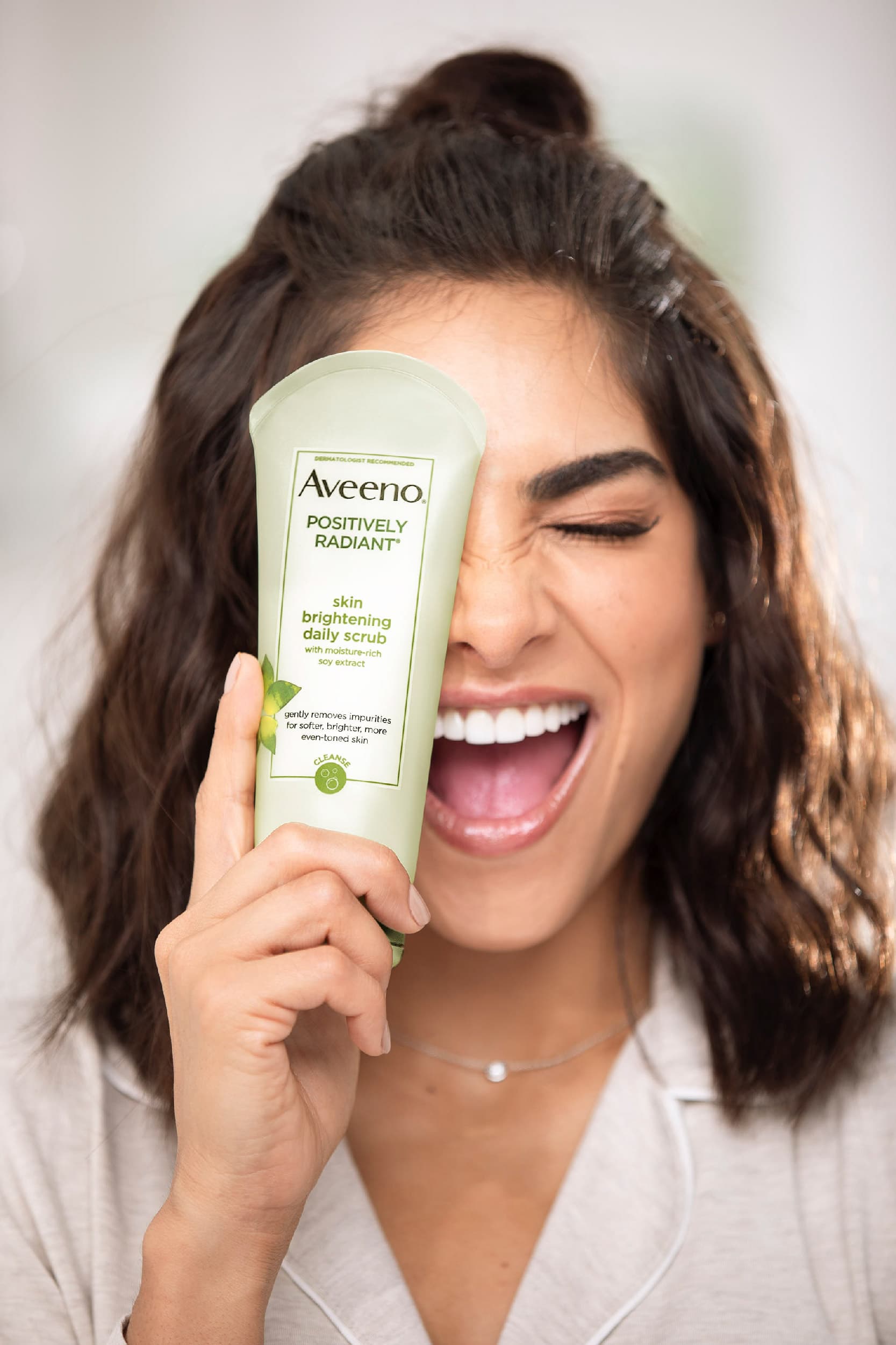 Aveeno-Adriana-Espinoza-0001 — photograph by Mauricio Candela